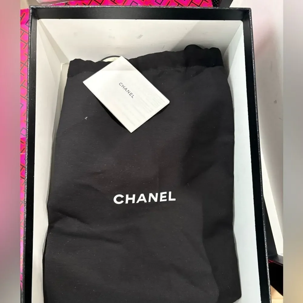 CHANEL Black and Cream Slide Sandals